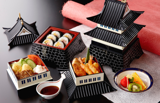 画像：お子様ランチ